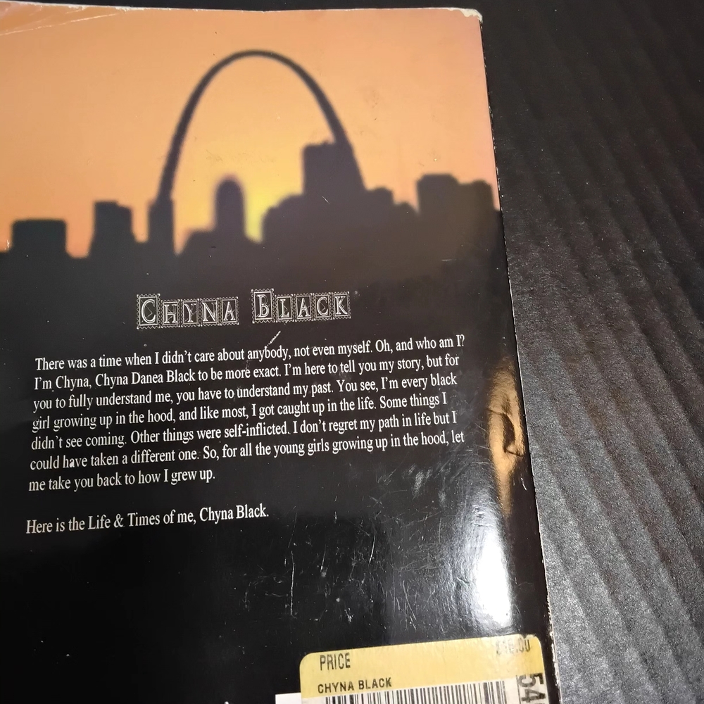 'China Black' Novel - Picture 2 of 3